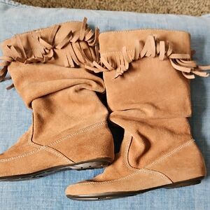 Fringe Suede Boots in Tan